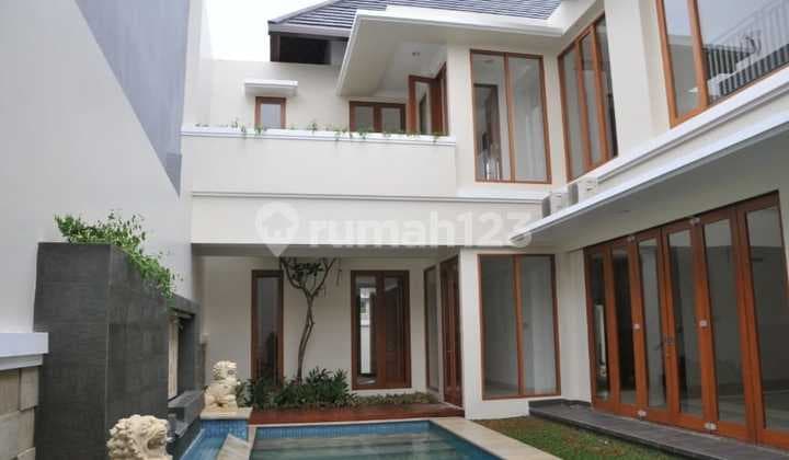Disewakan Rumah Lux Bertingkat di Cilandak, Jakarta Selatan