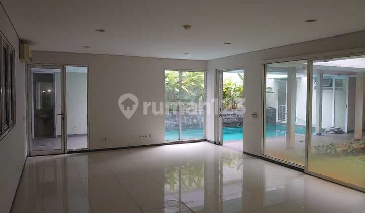 Disewakan Rumah di Daerah Patra Kuningan, Jakarta Selatan