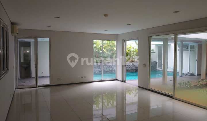 Disewakan Rumah di Daerah Patra Kuningan, Jakarta Selatan