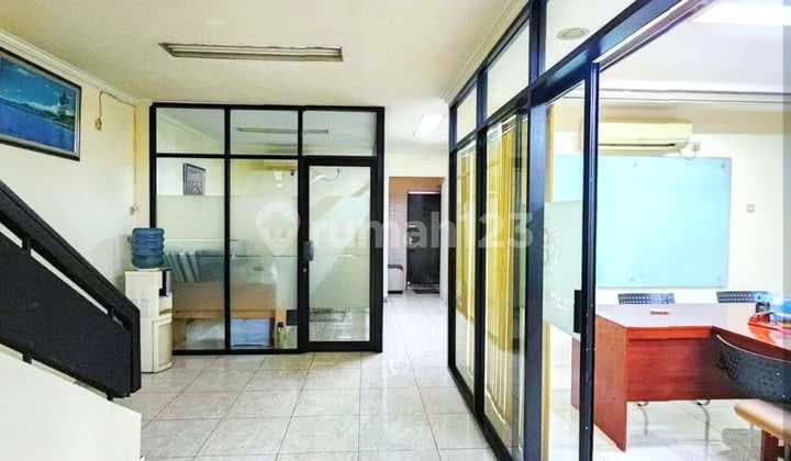 Dijual Ruko Di Daerah Pondok Indah, Jakarta Selatan 01