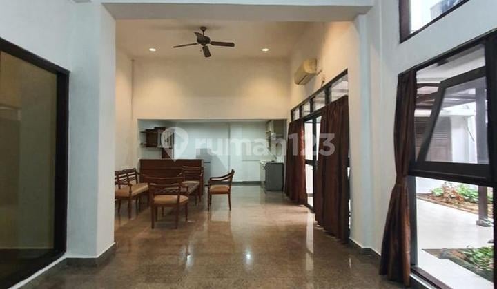 Rumah Disewakan di Daerah Menteng Ring 1, Jakarta Pusat