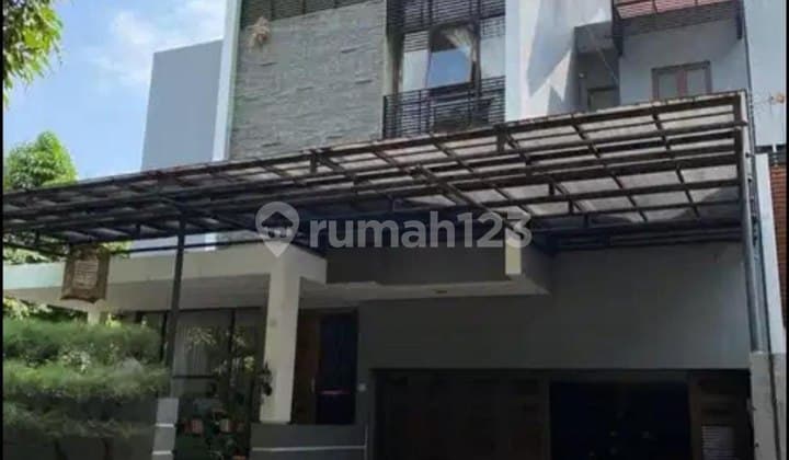 Rumah Hook Asri Dan Nyaman Di Kompleks Billymoon Pondok Kelapa