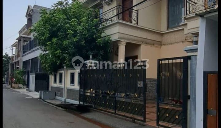 Dijual Rumah Lokasi Bebas Banjir di Rawamangun Jakarta Timur