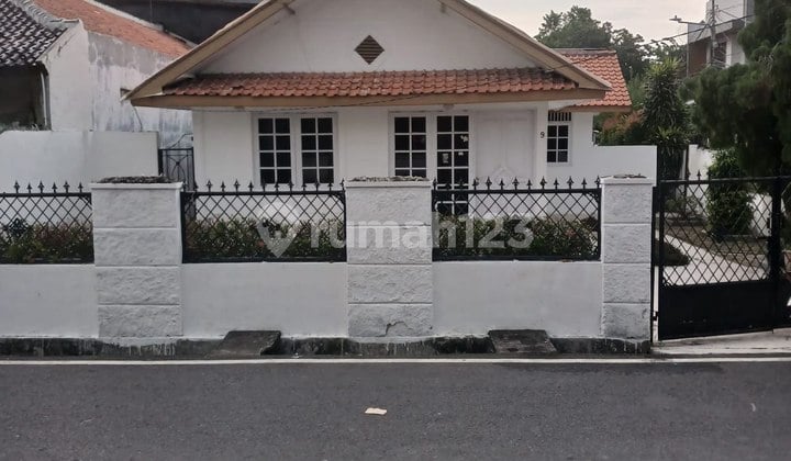 Jual Cepat Rumah Hook Luas di Senen, Tanah Tinggi, Jakarta Pusat