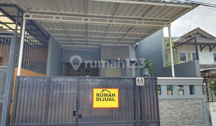 FOR SALE SPACIOUS GOOD READY-TO-OCCUPY HOUSE IN DUREN SAWIT, EAST JAKARTA