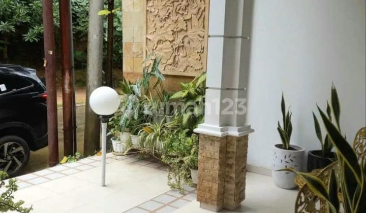Jual Rumah Mewah 1,5 Lantai di Perumahan Mutiara Sukmajaya Depok