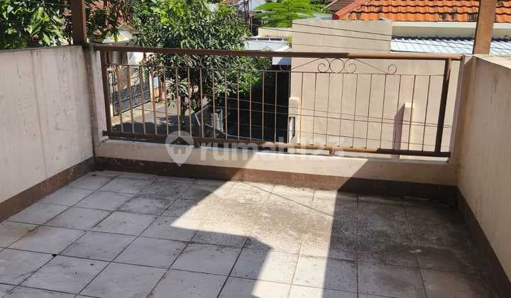 Di Jual Rumah Hitung Tanah Dalam Komplek Arcamanik Endah