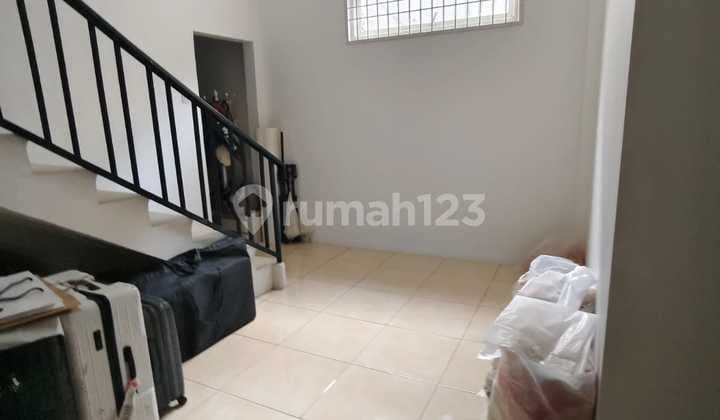 Dijual Ruko Siap Pakai di Taman Sari Jakarta Barat