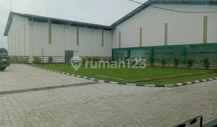 Dijual Eks Pabrik/Gudang siap Pakai Kondisi Bagus & Asri dalam Kawasan Industri