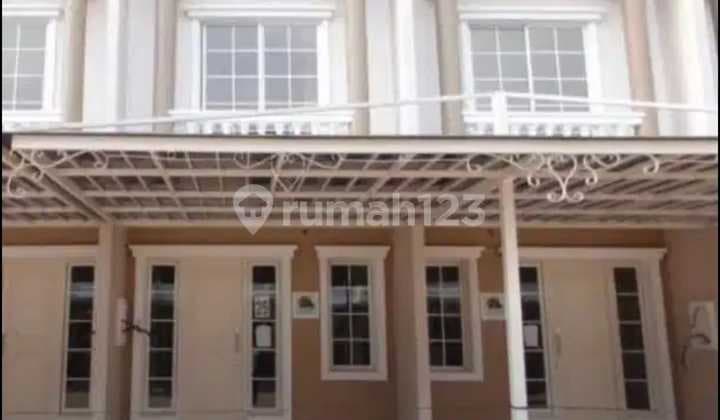 Disewakan Rumah Siap Huni di Greenlake Cipondoh