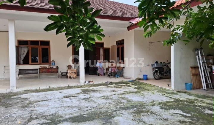 Dijual Rumah Luas Hitung Tanah di Karet Kuningan Jakarta Selatan