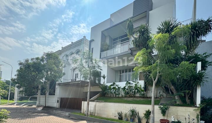 Dijual Rumah Mewah di Pantai Mutiara, Jakarta Utara