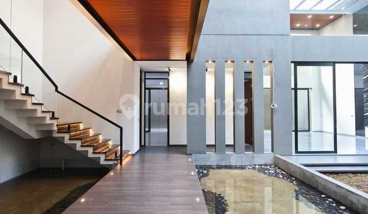 Rumah Premium Mewah di Summarecon Bandung, Ada Kolam+Taman