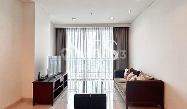 For Sale Pakubuwono House 2 BR, 1 Study, Furnished, near mall
