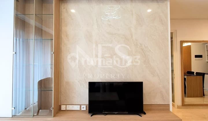 Sewa 57 Promenade 1 BR 82 Sqm, Private Lift, Furnished, Dekat MRT