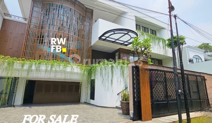 New House Refaced Modern Design Comfortable Location Permata Hijau