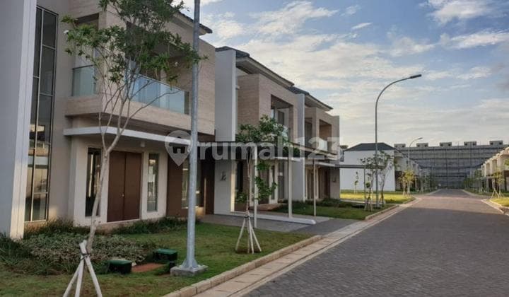 Disewakan Rumah Golf Island Ukuran 8x15 Harga 135jt Tahun