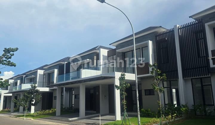 Disewakan Rumah Pik 2 Permata Hijau Residence 10x20 Kt 4+1 Bagus