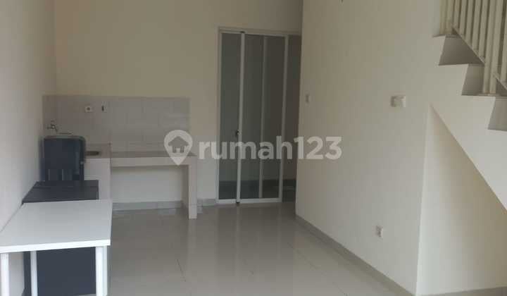 Disewa Rumah PIK Katamaran Indah Uk 4x11,5 3Lantai Siap Huni