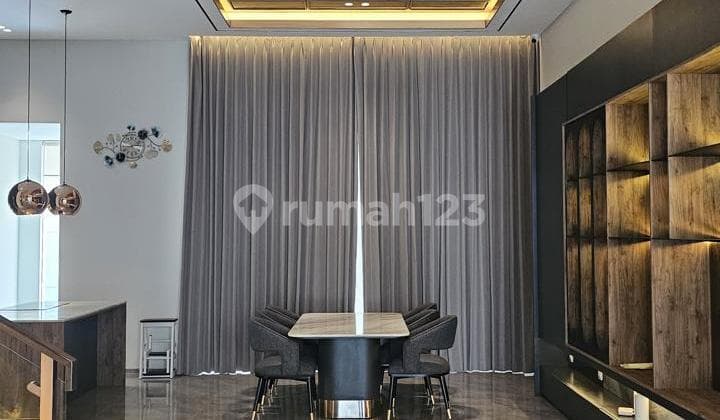 Rumah Pik 2 Uk 10x25 3 Lantai Full Furnished Interior Jual 14M