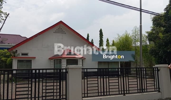 Rumah Mewah 1344m² Strategis Dekat Sun Plaza Medan Polonia