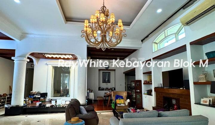 Rumah di area Villa Cinere Mas