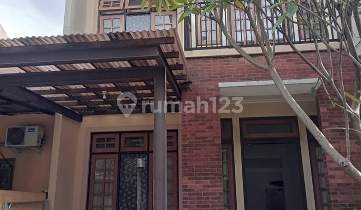 2-Story House in Graha, Bintaro Jaya, South Tangerang