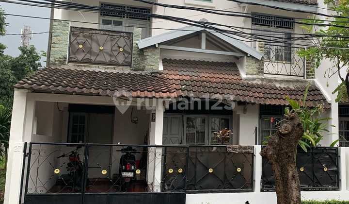 Rumah Bagus SHM Sektor 5 - Bintaro, Tangerang Selatan