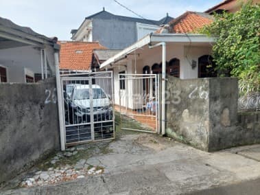 Nice Semi Furnished SHM House in Gandaria, South Jakarta