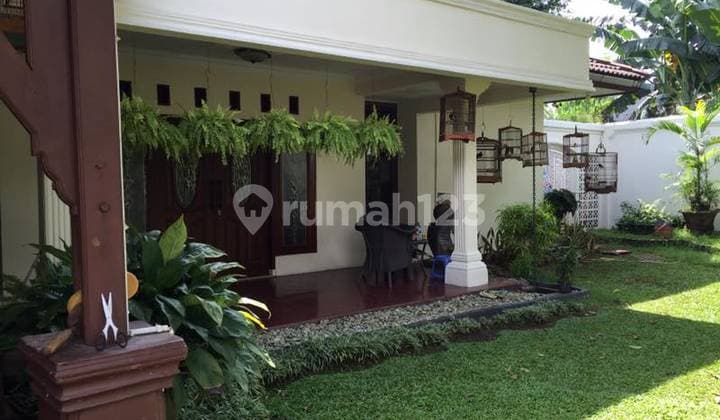 Rumah Bagus Semi Furnished SHM di Jl. H. Jabir, Rempoa Tangerang