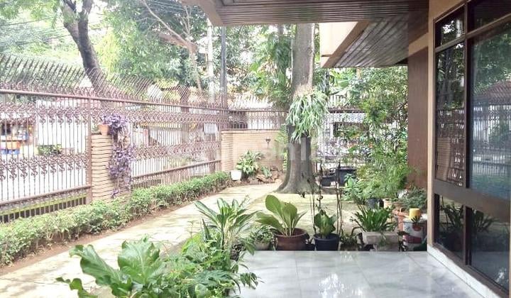 Rumah Bagus Semi Furnished SHM Bendungan Hilir, Jakarta Pusat