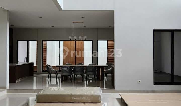 Dijual Rumah Mewah Furnish Premium Summarecon Bandung