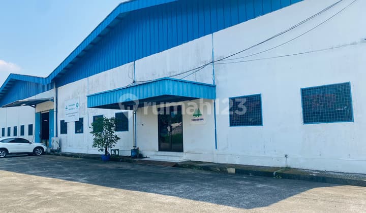 Spacious Warehouse Ready to Use. Good Building. Karawang.