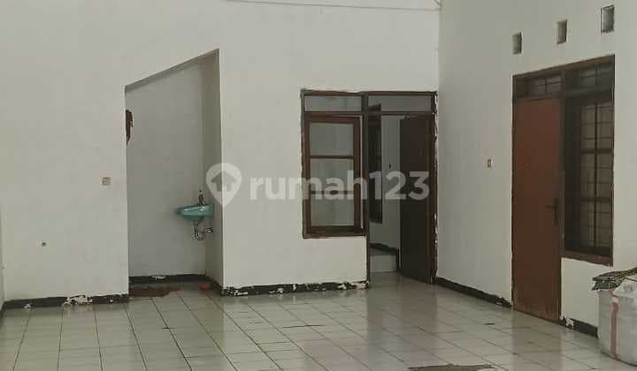 Ruko Dua Lantai Siap Pakai Taman Kopo Indah 3