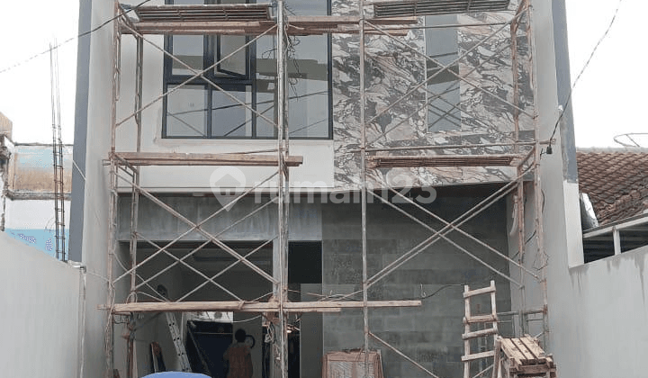 Rumah Rungkut New Gress 2 Lantai Strategis Dekat Upn