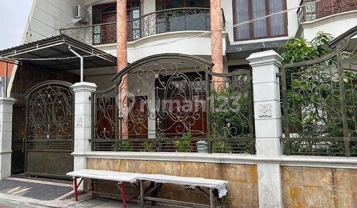 Rumah Siwalankerto Terawat Siap Huni Selangkah Petra