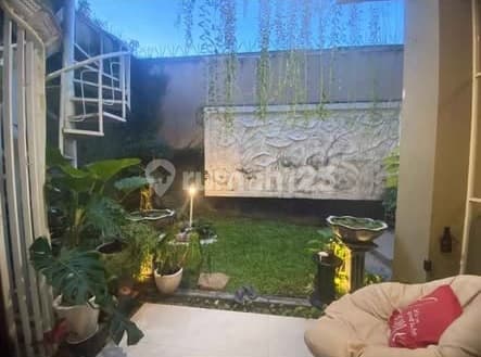 Ketintang House Ready to Live Strategically Near Unesa