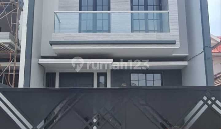 Manyar Baru Gress 2Lt Row 3,5Mbl Dekat Merr