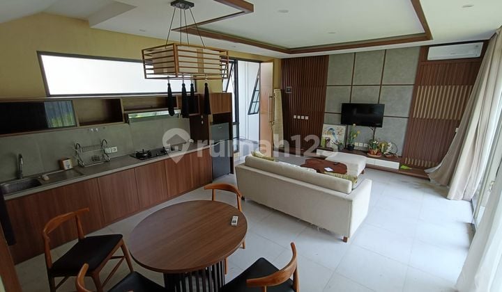 Rumah Bagus 2 Lantai Fully Furnished Siap Huni