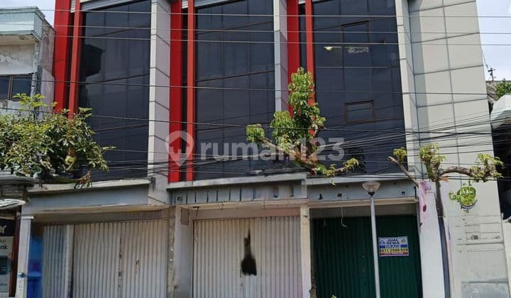 Ruko 3 lantai Siap Pakai Cocok Untuk kantor,BPR