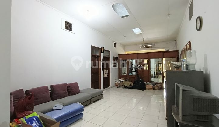 Rumah Di Puri Anjasmoro Cocok Untuk Dibangun Guest House, Resto, Cafe