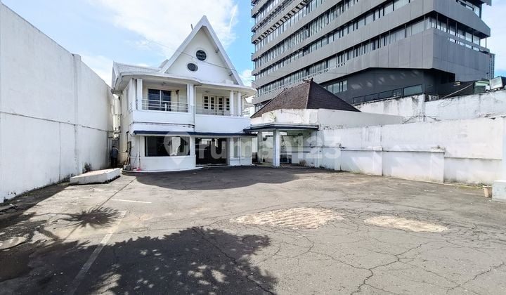 Cocok untuk Bank, Klinik Kecantikan, Strategis Pusat Kota Bebas Banjir