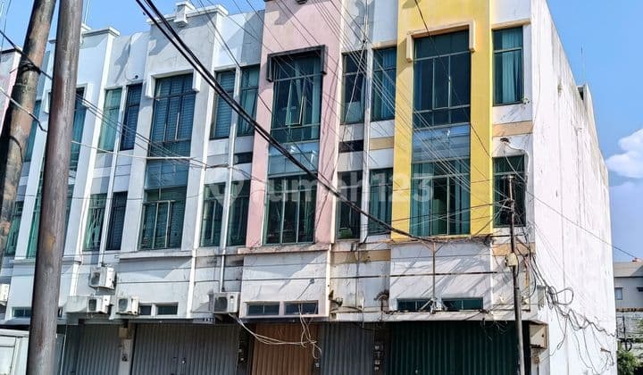 Ruko 3 Lantai Pusat Kota Harga Nego
