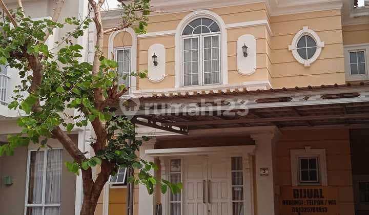 Rumah mewah 2 lantai dekat kota Semarang Barat