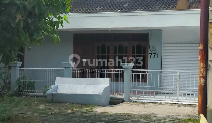 Rumah Cantik di Sinar Waluyo Pedurungan SHM