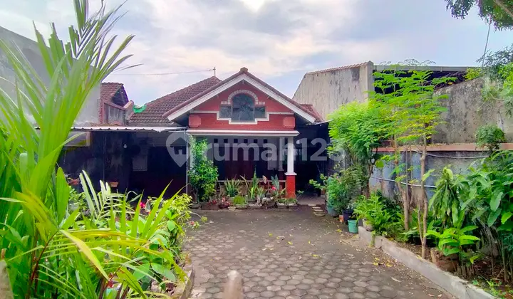 Rumah di Wolter monginsidi Sudah Renovasi SHM