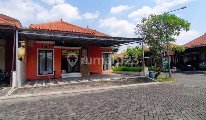 Rumah cantik hook di Bsb city Semarang Barat