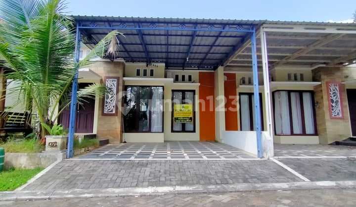 Rumah asri di Bsb City Semarang Barat SHM Bagus