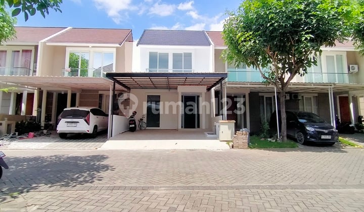 Rumah Bagus 2 Lantai di Citragrand Sambiroto Semarang