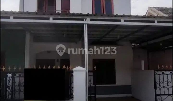 Rumah 2 lantai di Tembalang